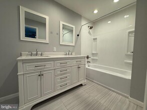 7635 Stoney Creek Dr in Pasadena, MD - Building Photo - Building Photo