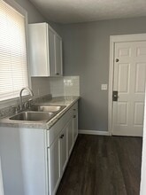 2411 Indiana Way NE in Canton, OH - Building Photo - Building Photo