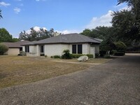 103 Acapulco Ct in Lakeway, TX - Building Photo - Building Photo