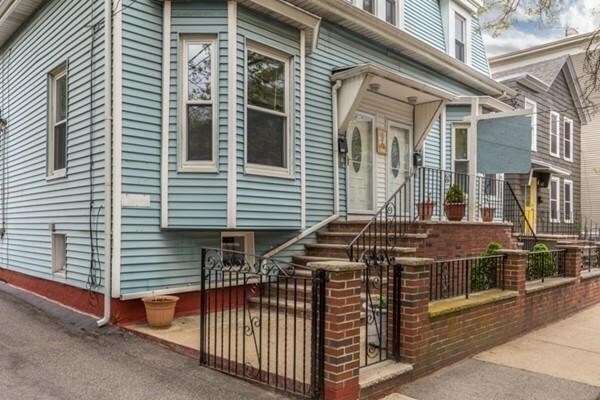 309 Columbia St in Cambridge, MA - Building Photo - Building Photo