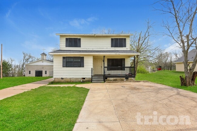 property at 306 Lakey Rd