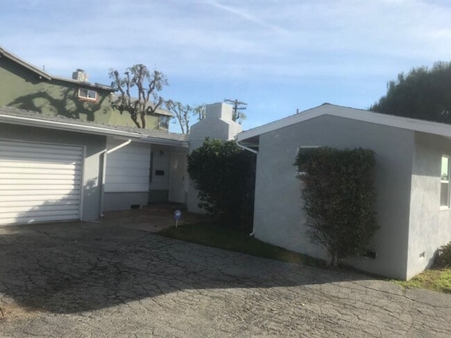 3460 Stoner Ave in Los Angeles, CA - Building Photo - Building Photo