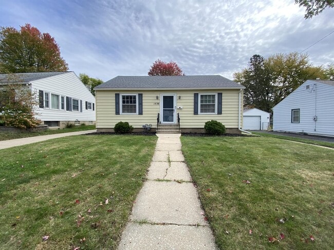 property at 1536 7th Ave NE