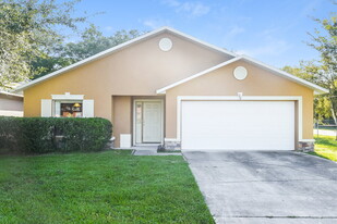 120 Stephen Ave in Oviedo, FL - Building Photo