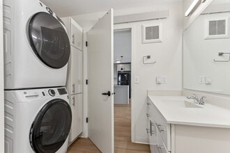 Marshall Avenue Flats in St. Paul, MN - Foto de edificio - Building Photo