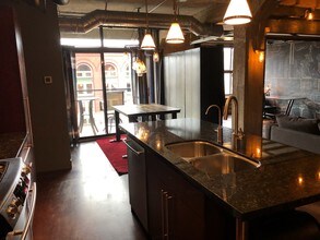 328 W 200 S in Salt Lake City, UT - Building Photo - Building Photo
