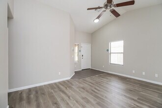 3741 S Brighton Ln in Gilbert, AZ - Building Photo - Building Photo