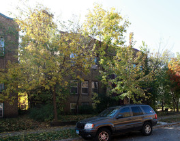 201 E 27th St in Minneapolis, MN - Building Photo