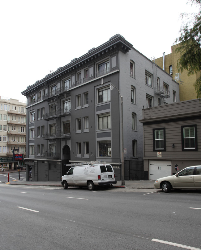 605 Jones in San Francisco, CA - Building Photo - Building Photo