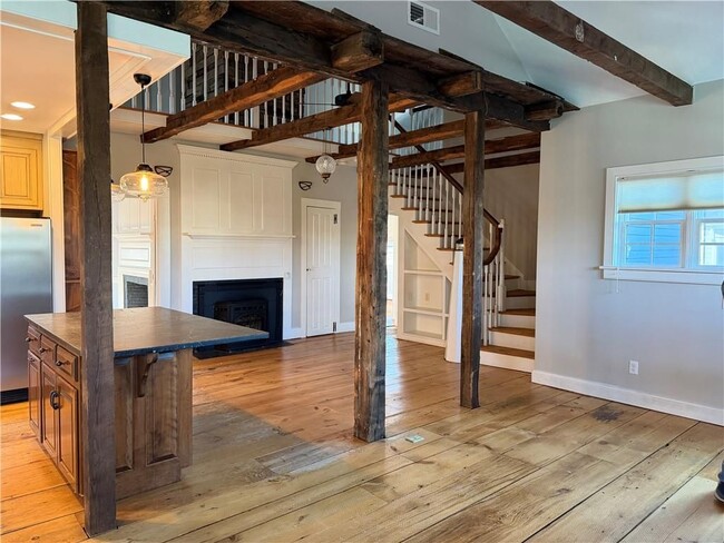 property at 31 Bradford St