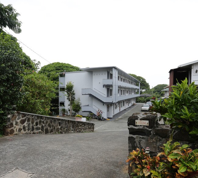 1934 Lusitana St in Honolulu, HI - Foto de edificio - Building Photo