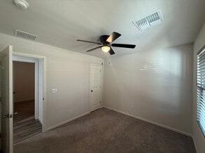 3702 E Andrea Dr in Kingman, AZ - Building Photo - Building Photo