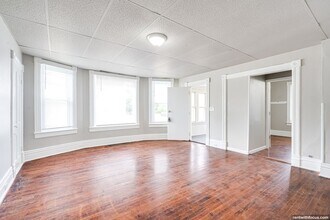 1201 Michigan St in Oshkosh, WI - Building Photo - Building Photo