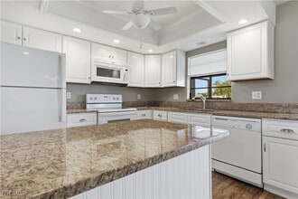 2321 SE 5th Ct in Cape Coral, FL - Building Photo - Building Photo