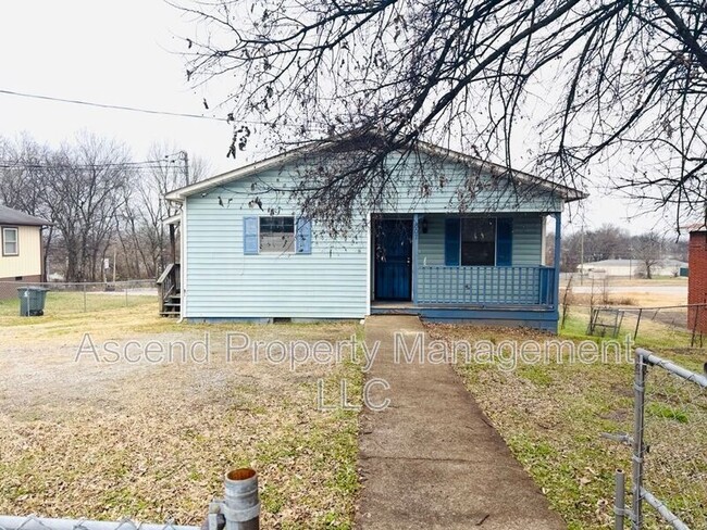 property at 807 Arlington Ave