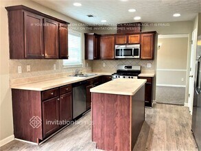 2324 Pierce Way in Buford, GA - Building Photo - Building Photo