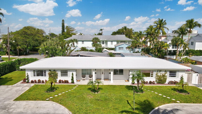 711 SE 2nd St in Delray Beach, FL - Foto de edificio - Building Photo