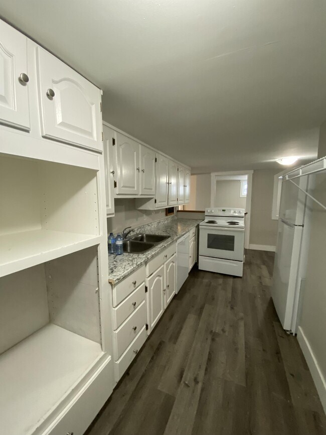 2520-2520 Amirault St in Dieppe, NB - Building Photo - Building Photo