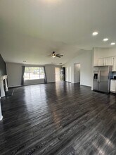 1081 Nelson Way in Mckinleyville, CA - Building Photo - Building Photo