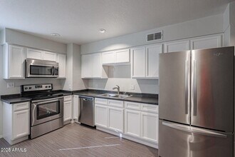 6819 N 12th St in Phoenix, AZ - Building Photo - Building Photo