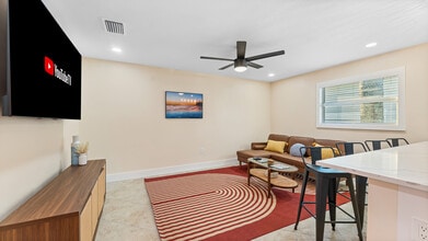 79 S Brevard Ave, Unit ID1389637P in Cocoa Beach, FL - Foto de edificio - Building Photo