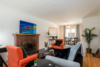 259 Encina Ave in Redwood City, CA - Building Photo - Building Photo