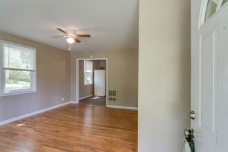 430 Kelly Ln in Clarksville, TN - Building Photo - Building Photo