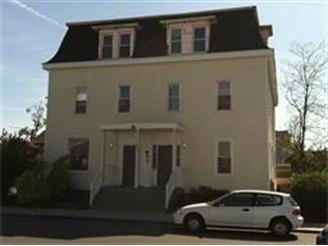 822 Main St in West Springfield, MA - Building Photo