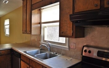 166 Rocky Mountain Ln in Boone, NC - Building Photo - Building Photo