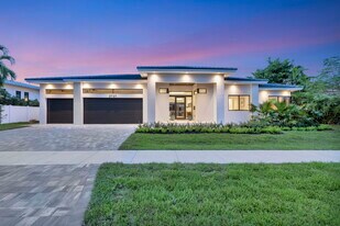 2757 NE 34th St in Fort Lauderdale, FL - Building Photo