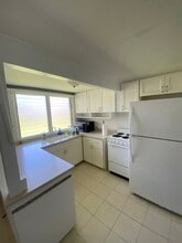 1950 Aupuni St in Honolulu, HI - Building Photo - Building Photo