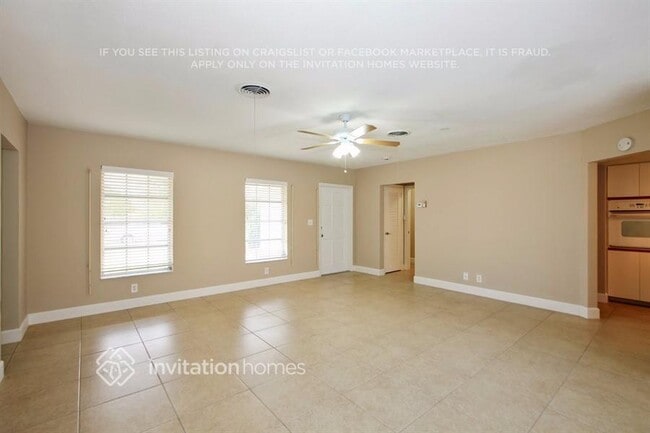 1250 SW 9th Terrace in Boca Raton, FL - Foto de edificio - Building Photo