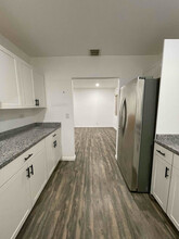 837 NW 41st St-Unit -A in Fort Lauderdale, FL - Foto de edificio - Building Photo