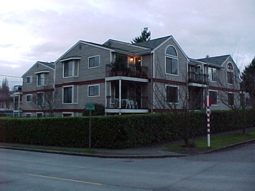 Hawthorne Manor in Seattle, WA - Building Photo