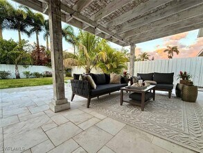 771 94th Ave N in Naples, FL - Building Photo - Building Photo