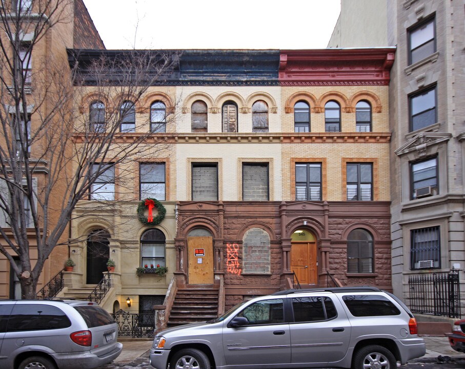 547 W 149th St in New York, NY - Building Photo