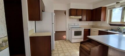 2141 Buckboard Dr in Cedar City, UT - Building Photo - Building Photo