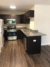 8264 Yorkshire Dr-Unit -8264 Yorkshire Drive in Utica, MI - Building Photo - Building Photo