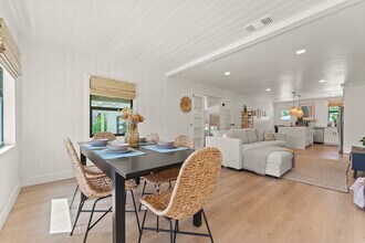 721 Dobbins St in West Palm Beach, FL - Building Photo - Building Photo