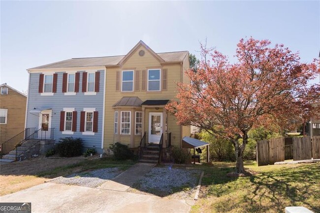 property at 52 Barrington Pl