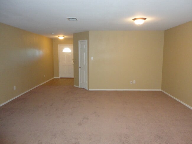 811 Wild Prairie Dr in Arlington, TX - Building Photo - Building Photo