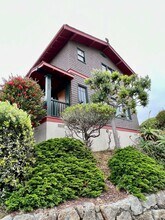 189 Central Ave in Pacific Grove, CA - Building Photo - Building Photo