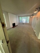 9024 29th St W in University Place, WA - Building Photo - Building Photo