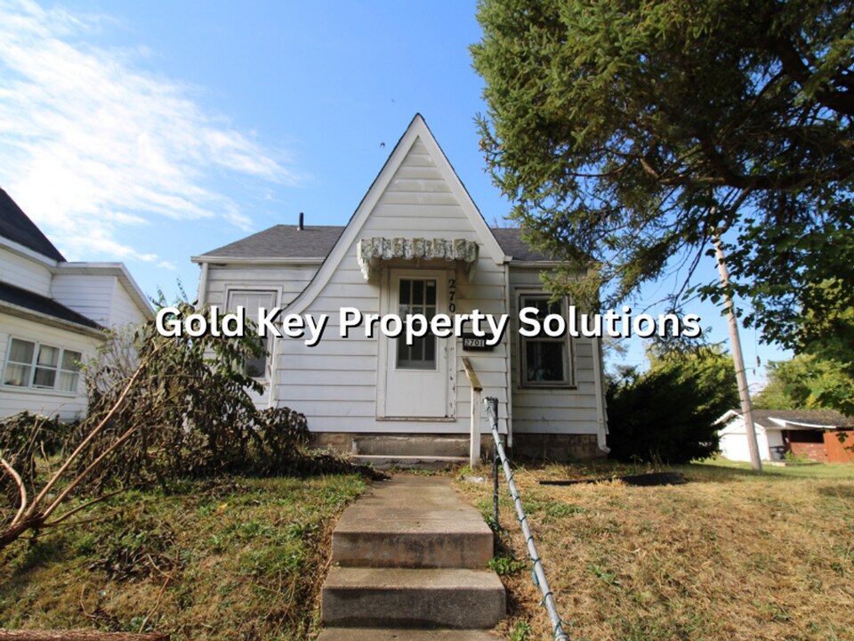 2701 Lincoln St in Anderson, IN - Building Photo