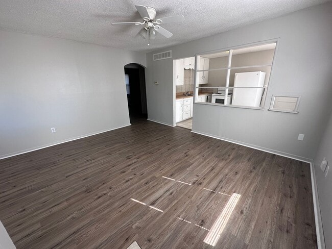 1524 S Martinson St in Wichita, KS - Building Photo - Building Photo