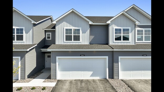 356 Trenton Ln N in St. Paul, MN - Building Photo
