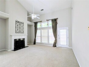 515 Morning Dove Ln in Suwanee, GA - Building Photo - Building Photo