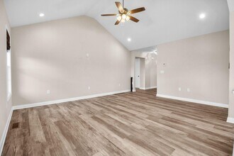 2048 Partridge Wy in Richmond, KY - Building Photo - Building Photo