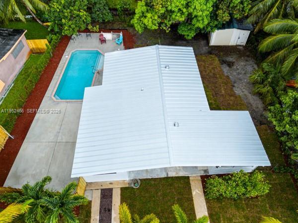 1251 NE 41st Dr in Pompano Beach, FL - Building Photo - Building Photo