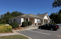 Arrowood Villas in Charlotte, NC - Foto de edificio - Building Photo